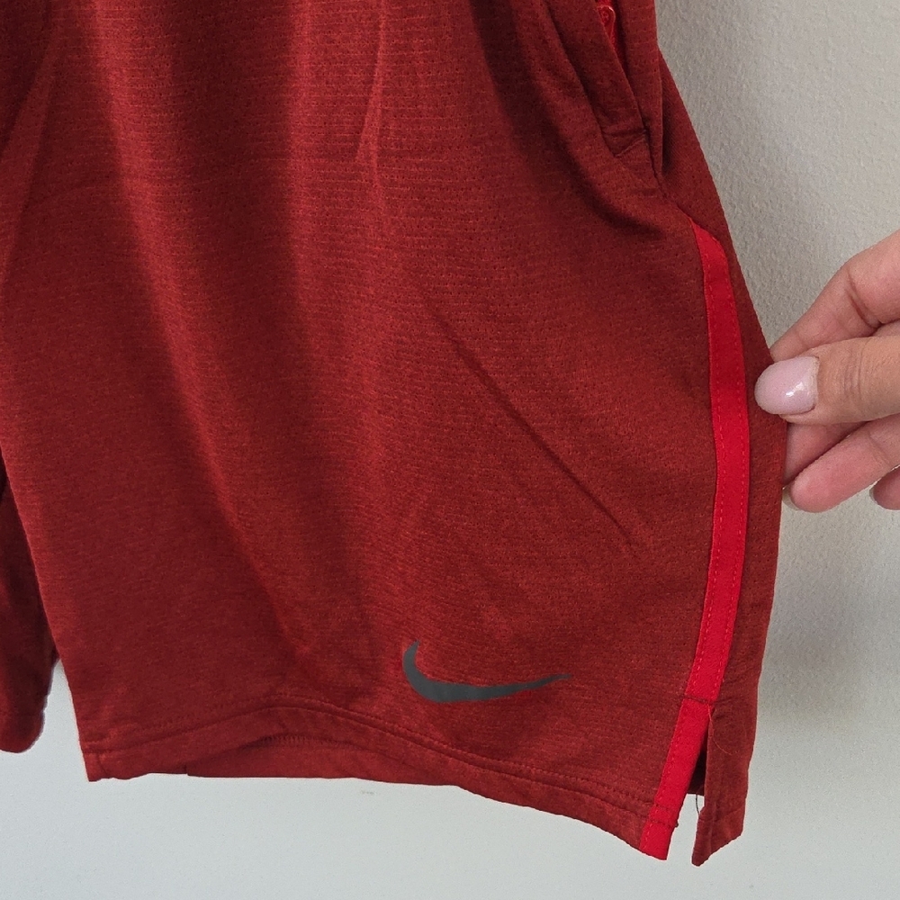 Nike Men's Dri-fit Athletic Red Shorts - Picture 2 of 7